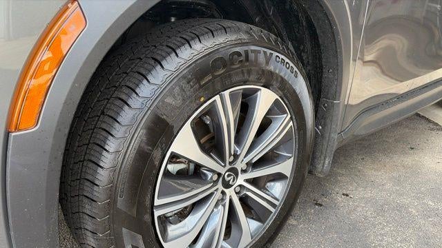 2025 INFINITI QX60 Pure