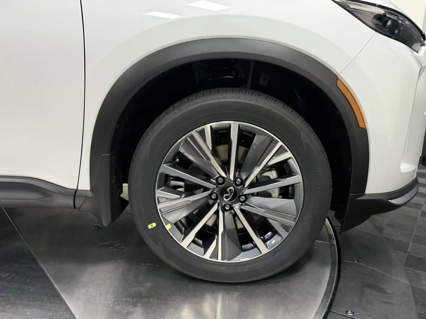 2027 INFINITI QX60 - $50,099