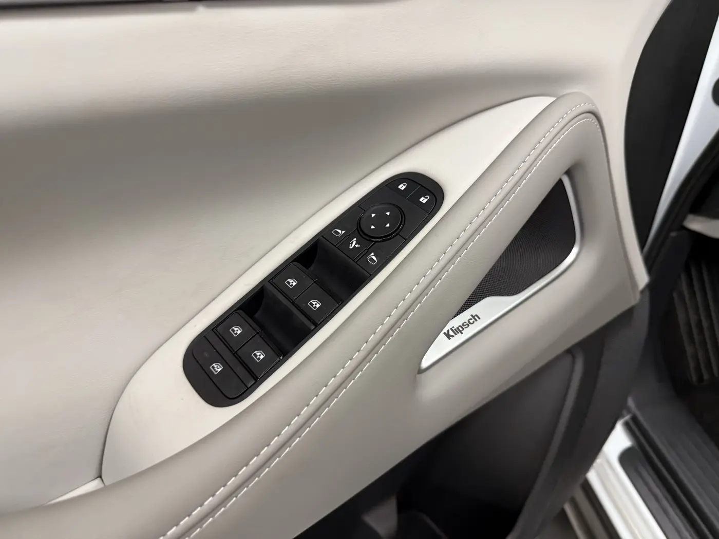 2027 INFINITI QX60 - $50,099