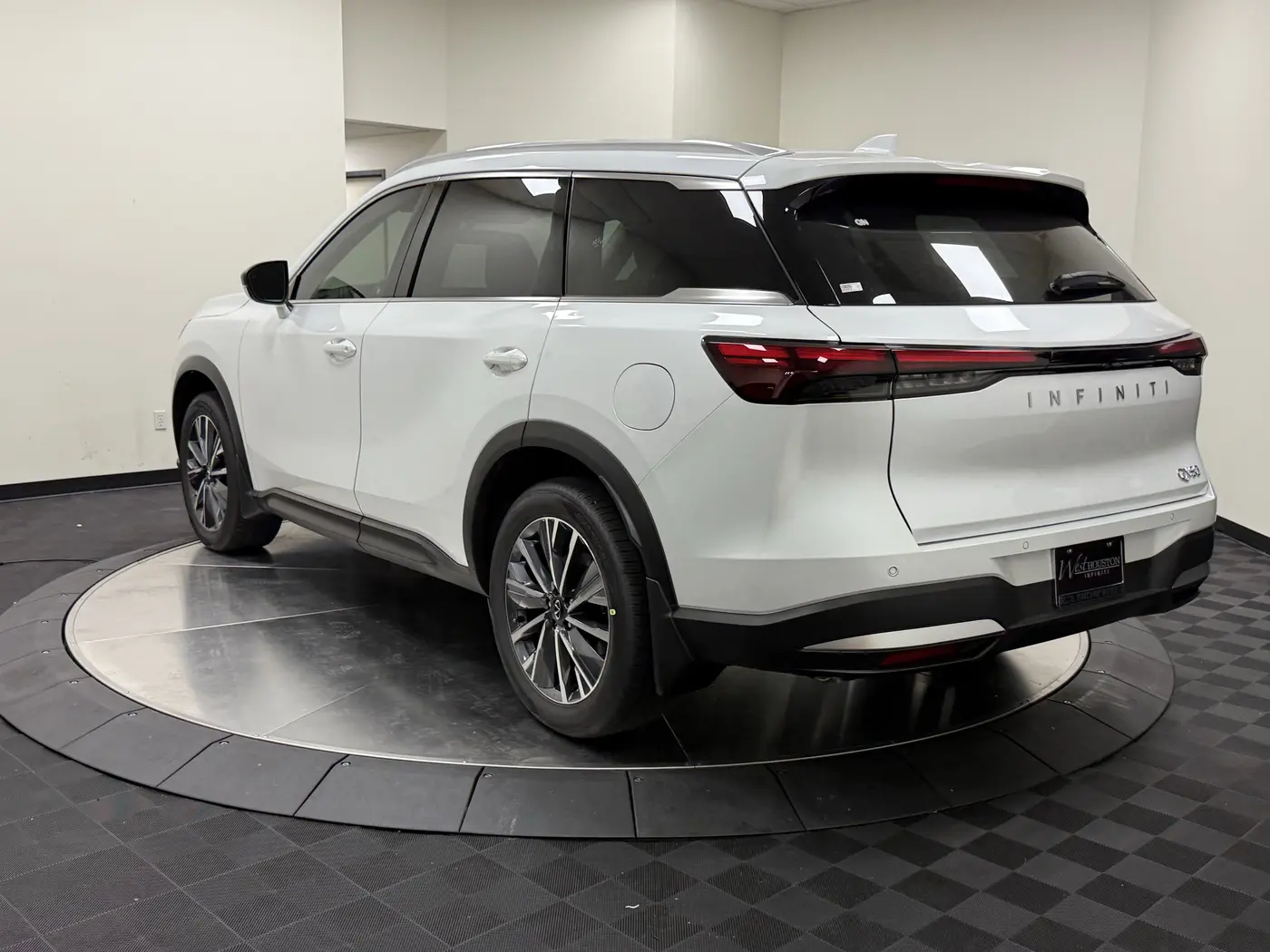 2027 INFINITI QX60 - $49,695