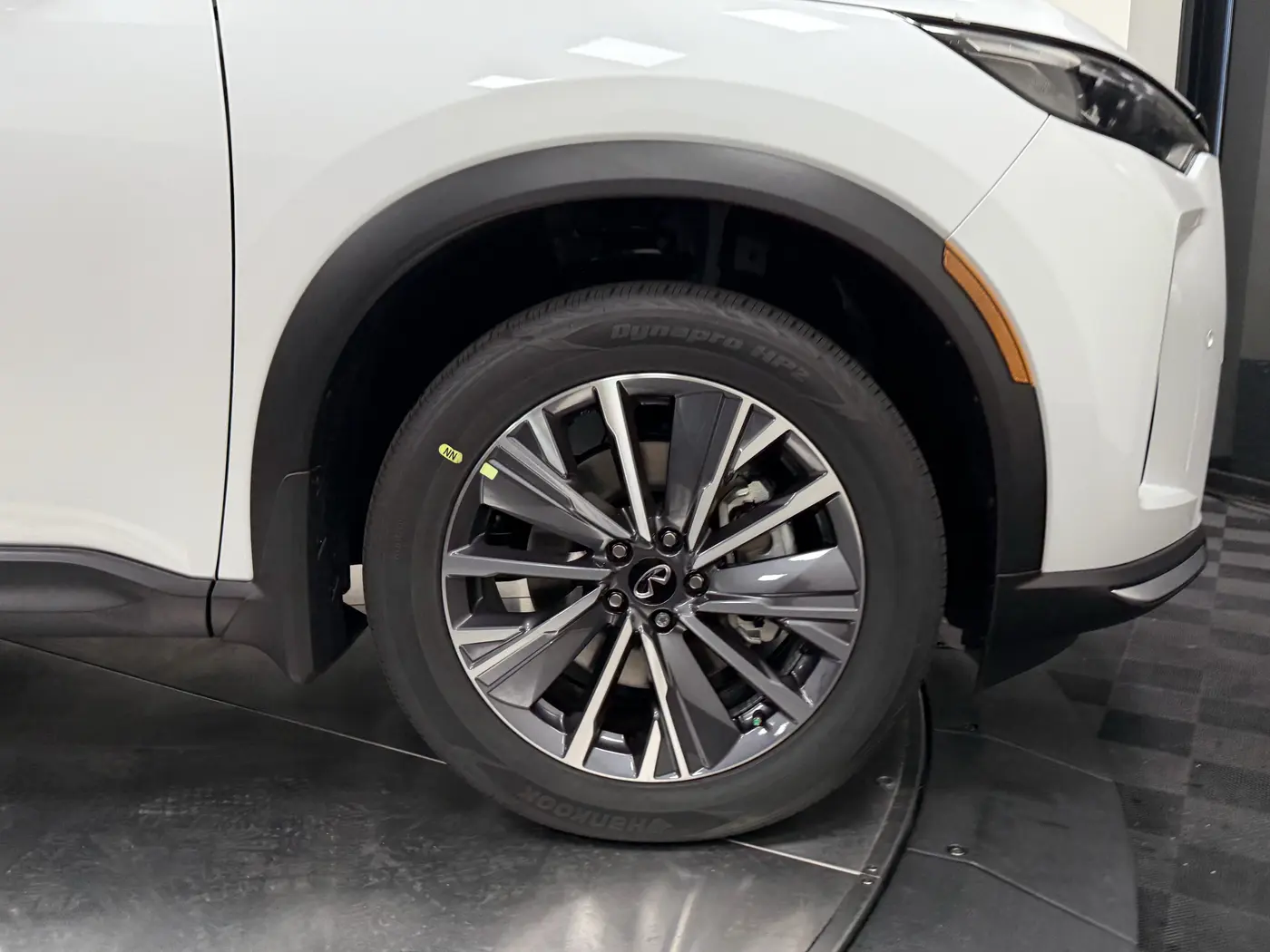 2027 INFINITI QX60 - $49,695