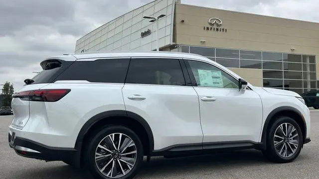 2027 INFINITI QX60 Luxe