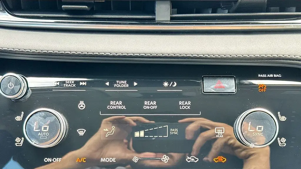 2027 INFINITI QX60 Luxe