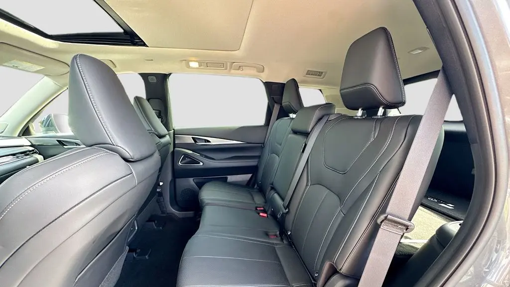 2027 INFINITI QX60 Luxe