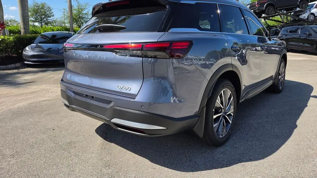 2027 INFINITI QX60 Luxe