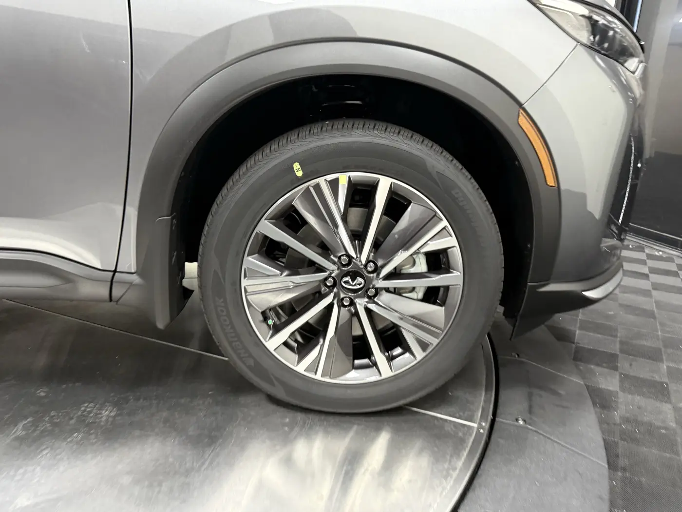 2027 INFINITI QX60 - $49,790