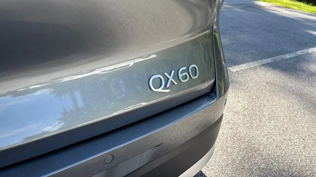 2027 INFINITI QX60 Luxe