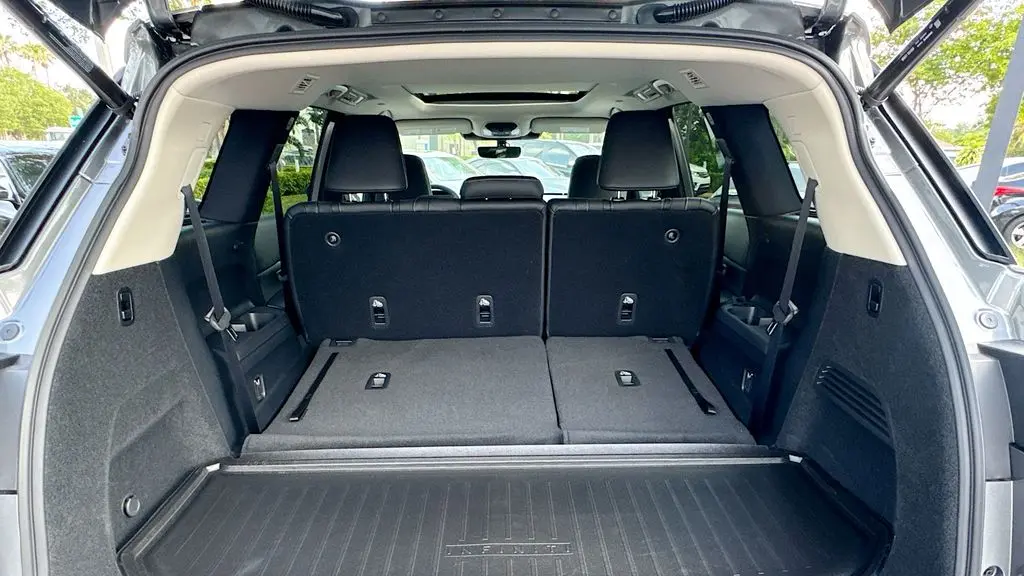 2027 INFINITI QX60 Luxe
