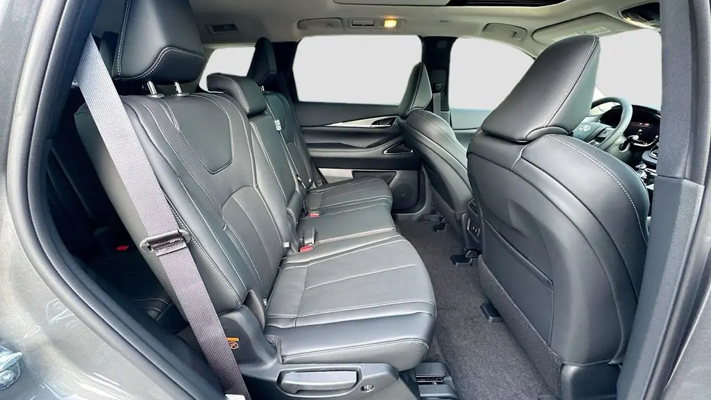 2027 INFINITI QX60 Luxe