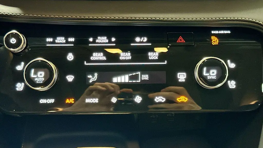 2027 INFINITI QX60 Luxe