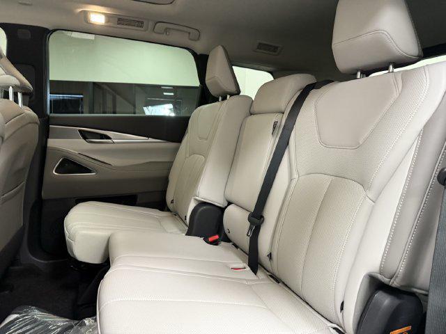 2027 INFINITI QX60 - $49,790