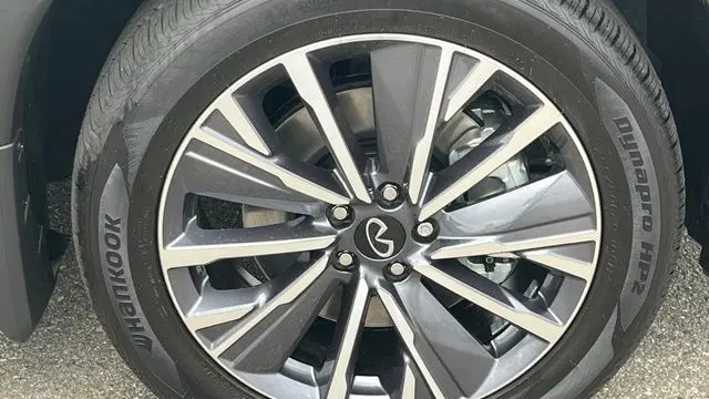 2027 INFINITI QX60 Luxe