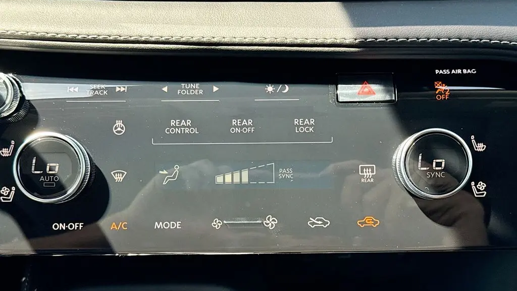 2027 INFINITI QX60 Luxe