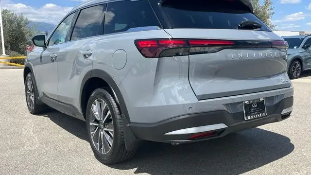 2027 INFINITI QX60 Luxe