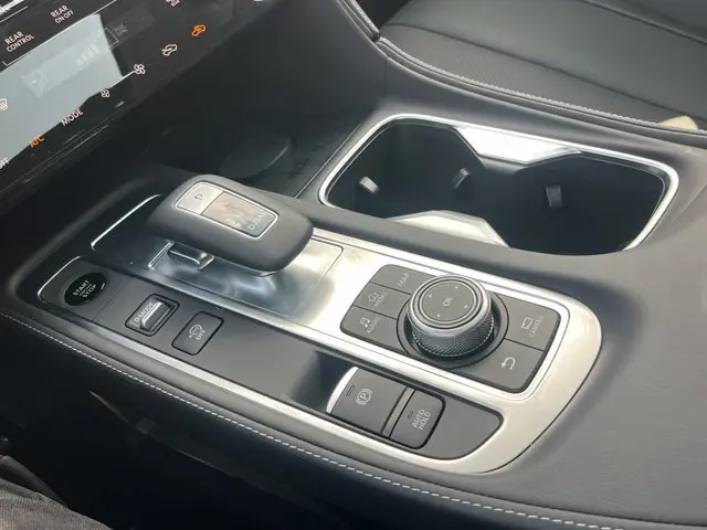 2027 INFINITI QX60 - $53,900