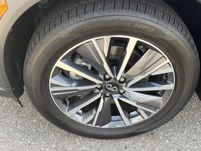 2027 INFINITI QX60 - $53,900
