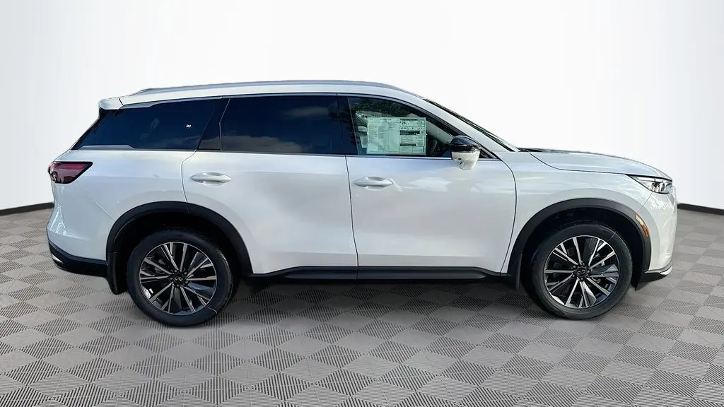 2027 INFINITI QX60 Luxe