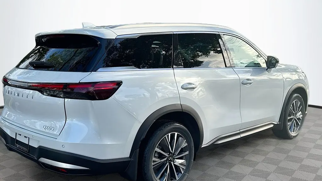2027 INFINITI QX60 Luxe