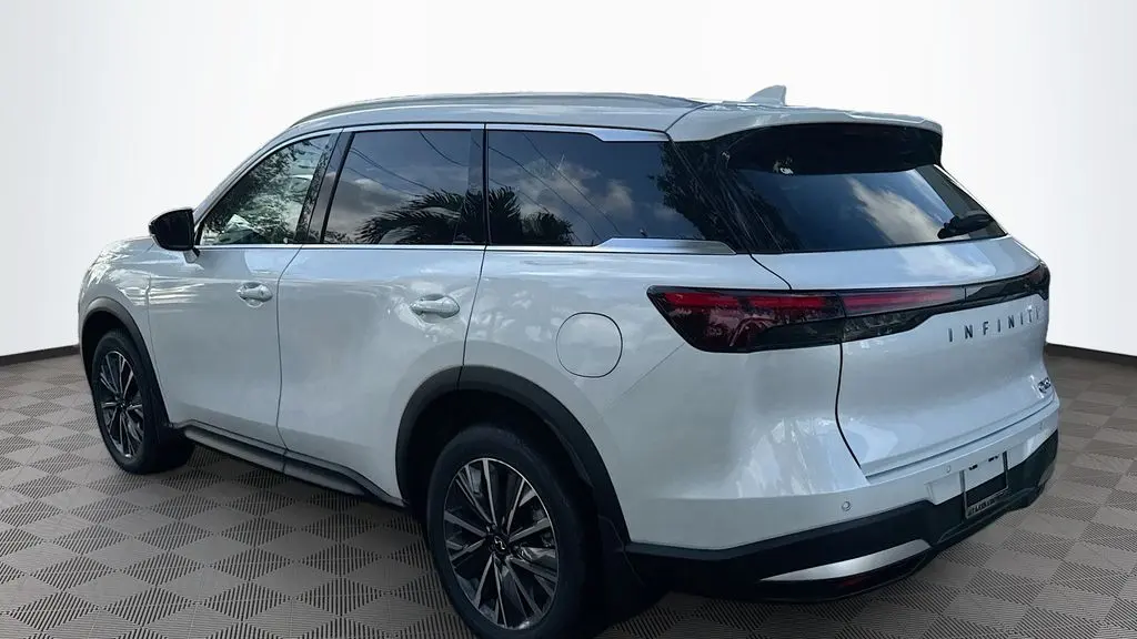 2027 INFINITI QX60 Luxe