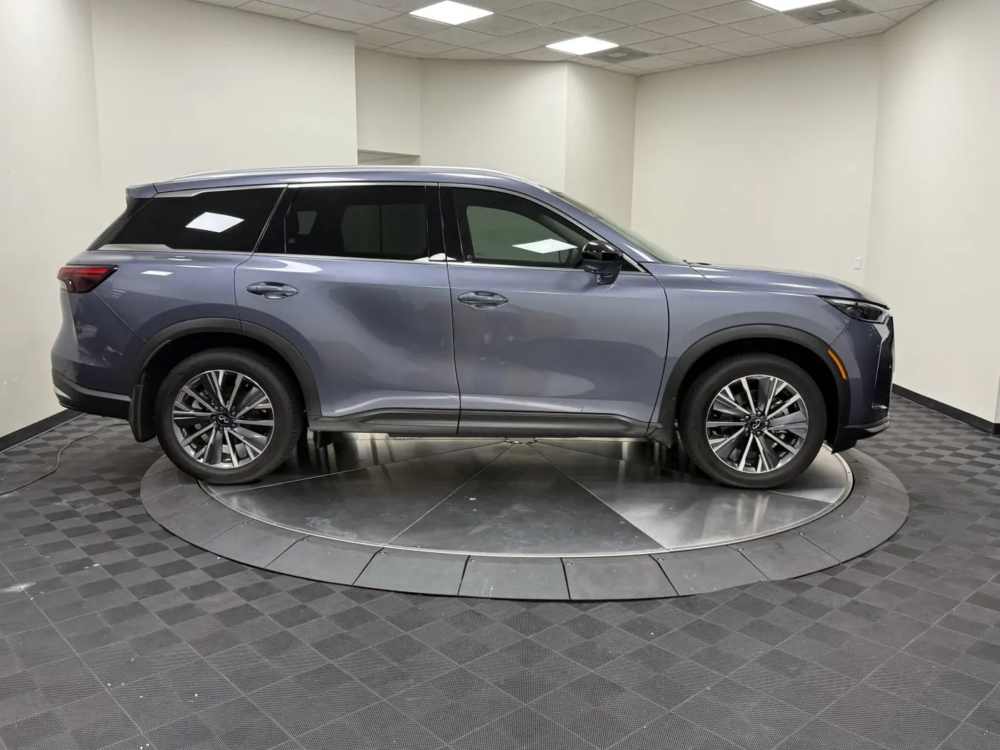 2027 INFINITI QX60 - $49,790
