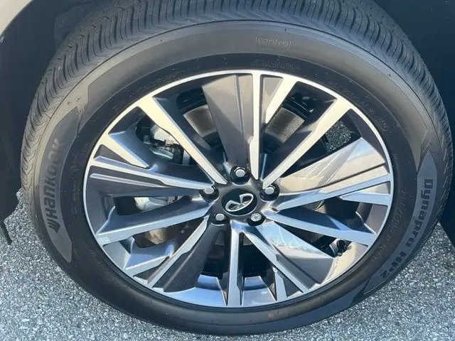 2027 INFINITI QX60 - $53,870