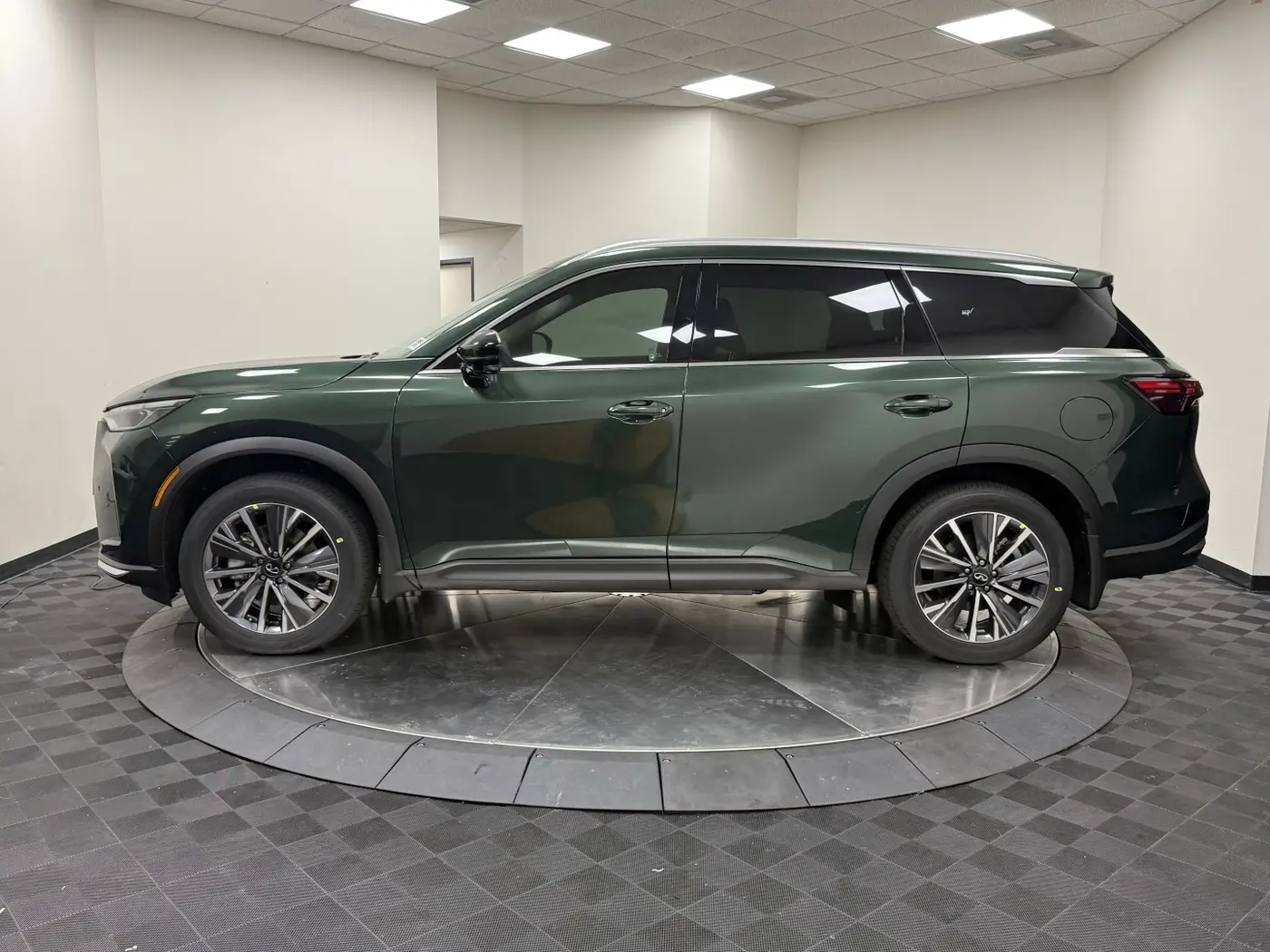 2027 INFINITI QX60 - $49,880