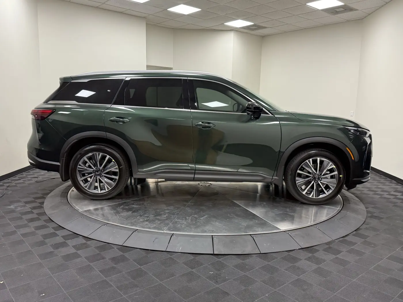 2027 INFINITI QX60 - $49,880