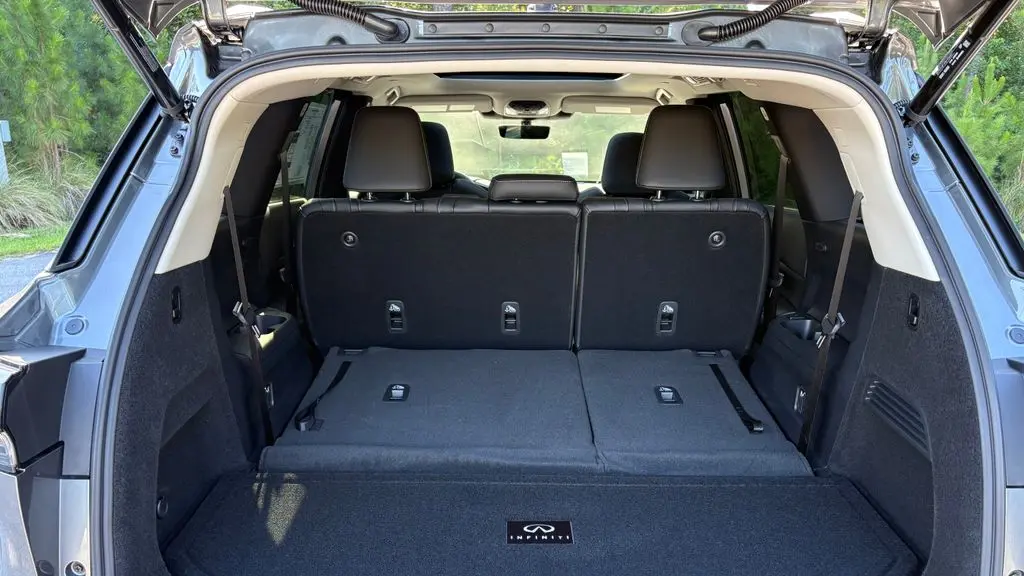 2027 INFINITI QX60 Luxe