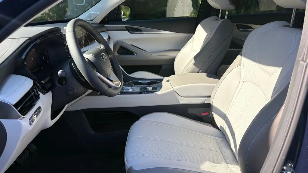 2027 INFINITI QX60 Luxe