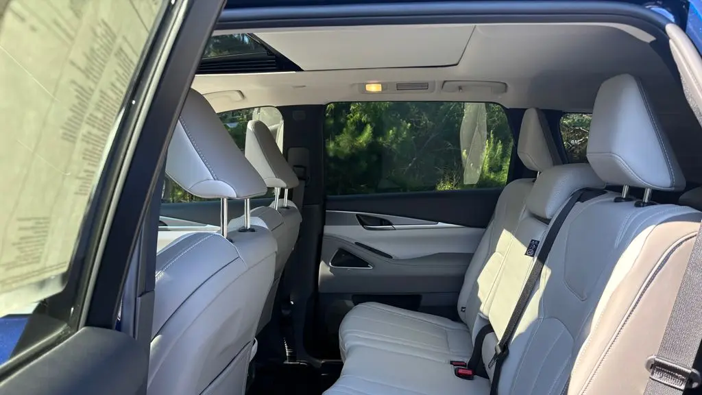 2027 INFINITI QX60 Luxe