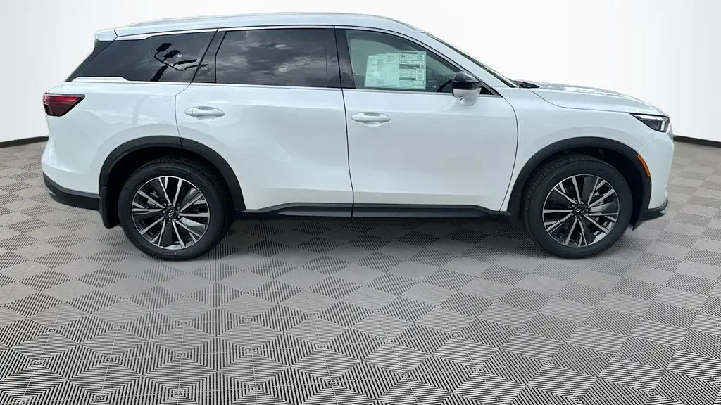 2027 INFINITI QX60 Luxe