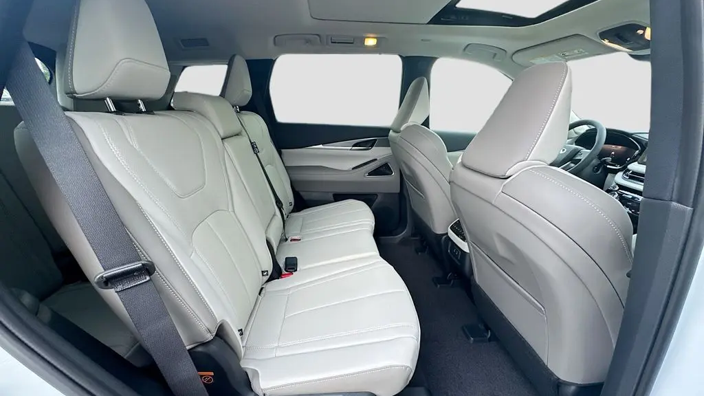 2027 INFINITI QX60 Luxe