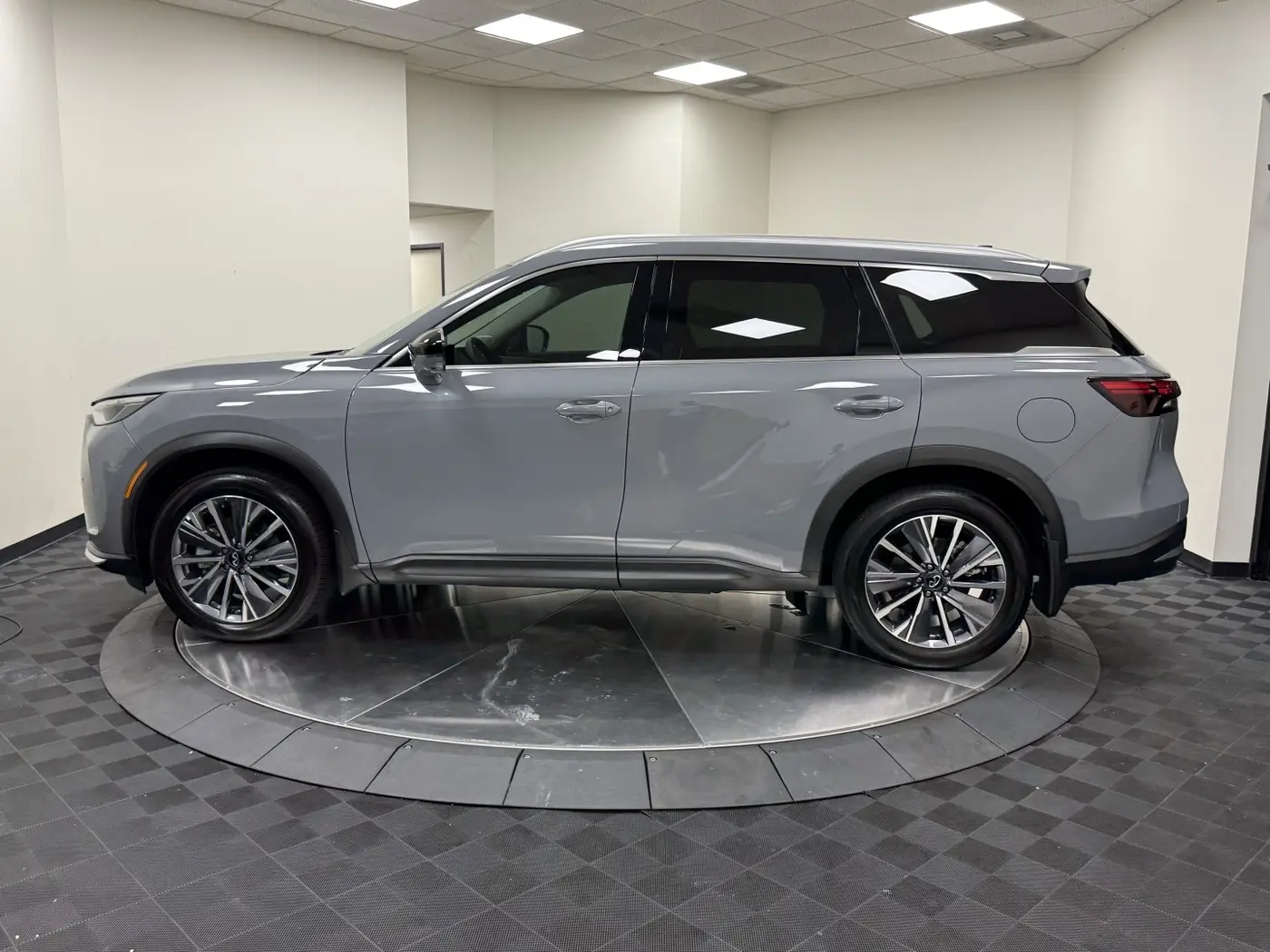 2027 INFINITI QX60 - $50,099