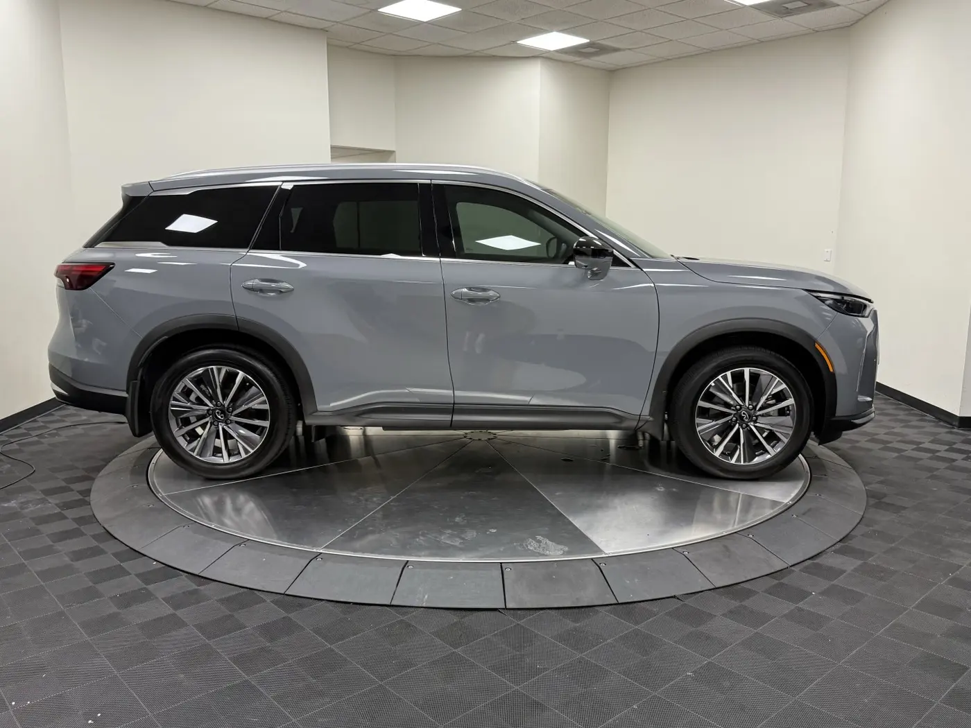 2027 INFINITI QX60 - $50,099
