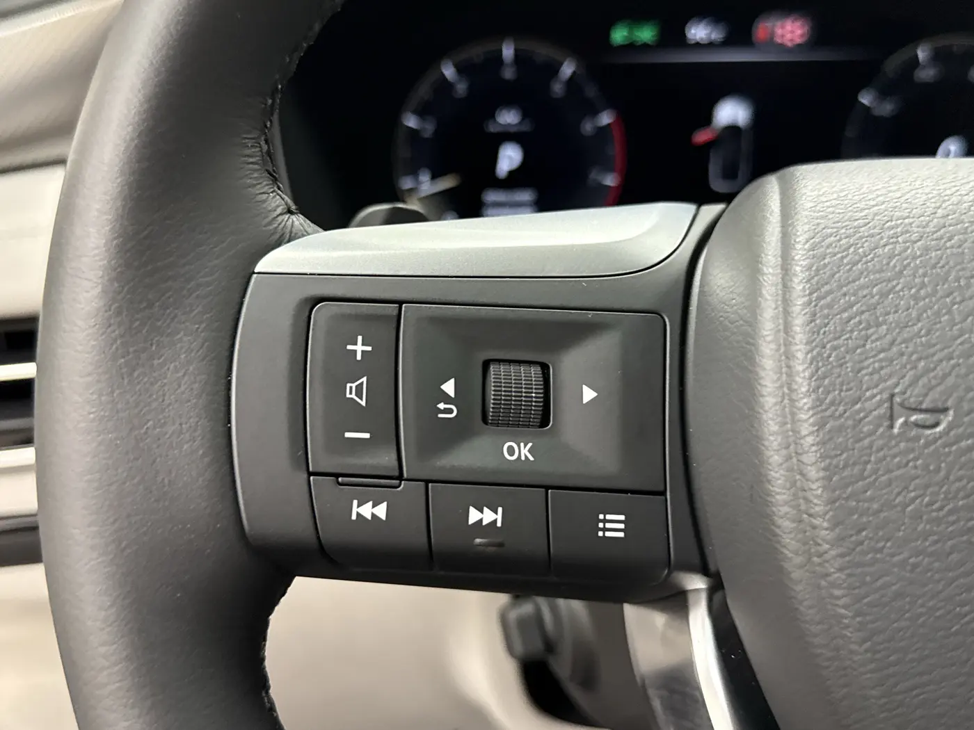 2027 INFINITI QX60 - $50,099