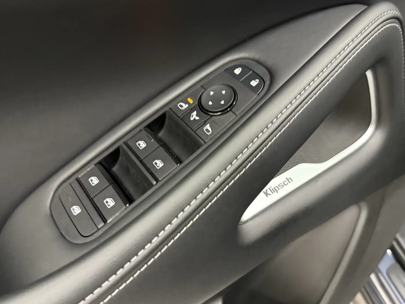 2027 INFINITI QX60 - $50,099