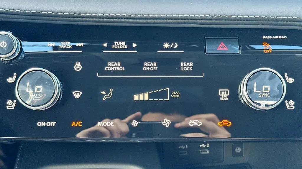 2027 INFINITI QX60 Luxe