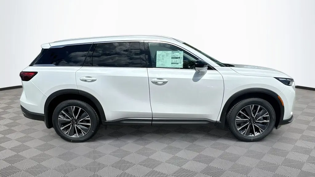 2027 INFINITI QX60 Luxe