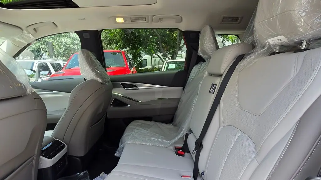 2027 INFINITI QX60 Luxe