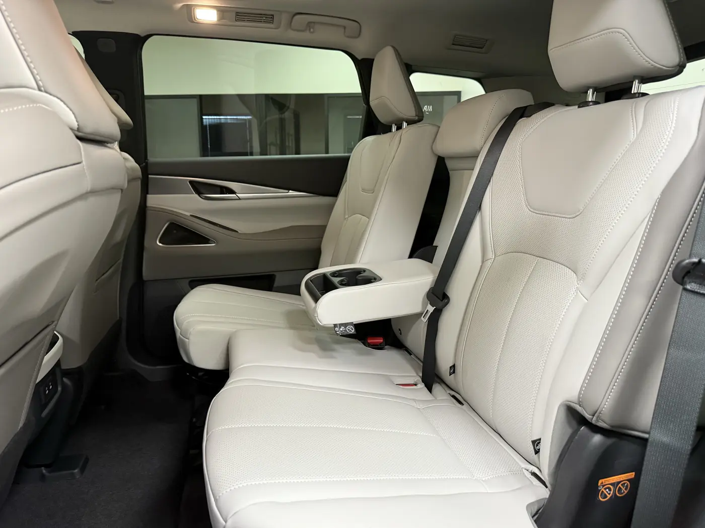 2027 INFINITI QX60 - $49,399