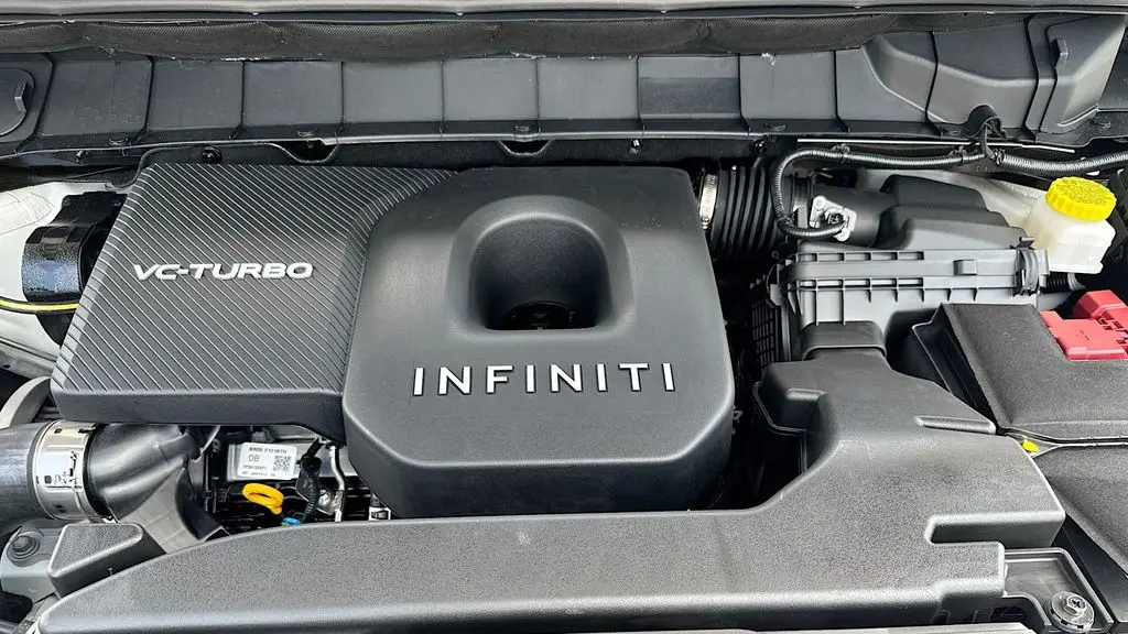 2027 INFINITI QX60 Luxe