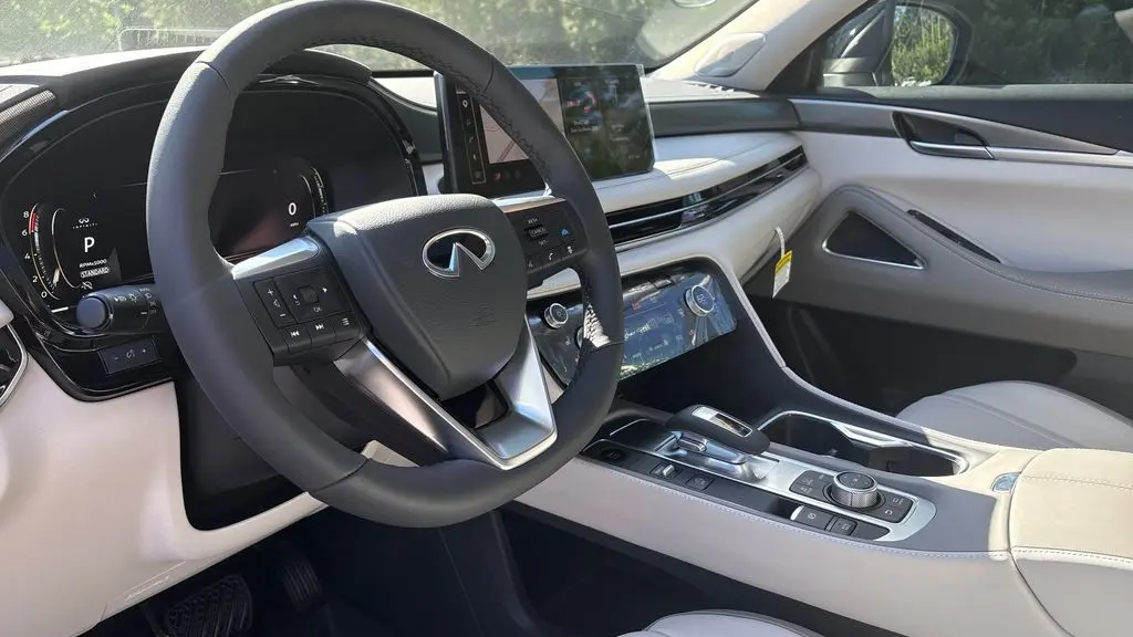 2027 INFINITI QX60 Luxe