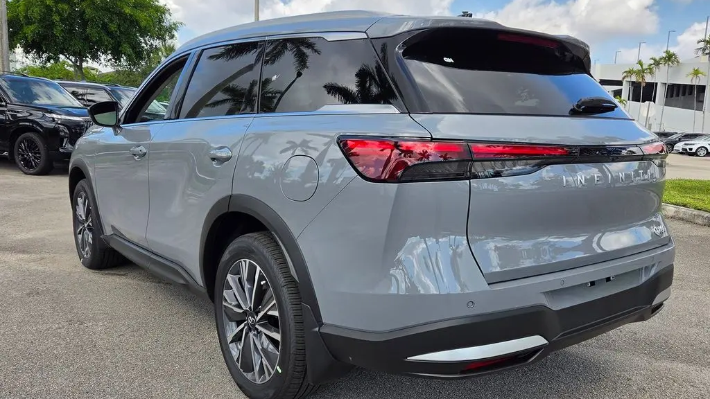2027 INFINITI QX60 Luxe