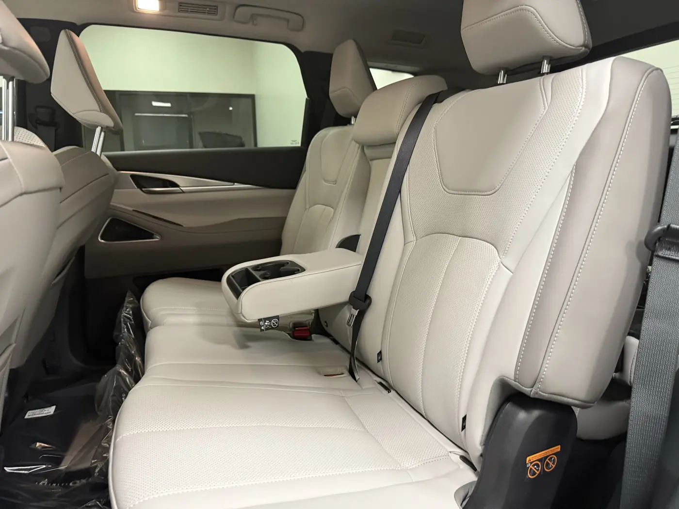 2027 INFINITI QX60 - $49,545