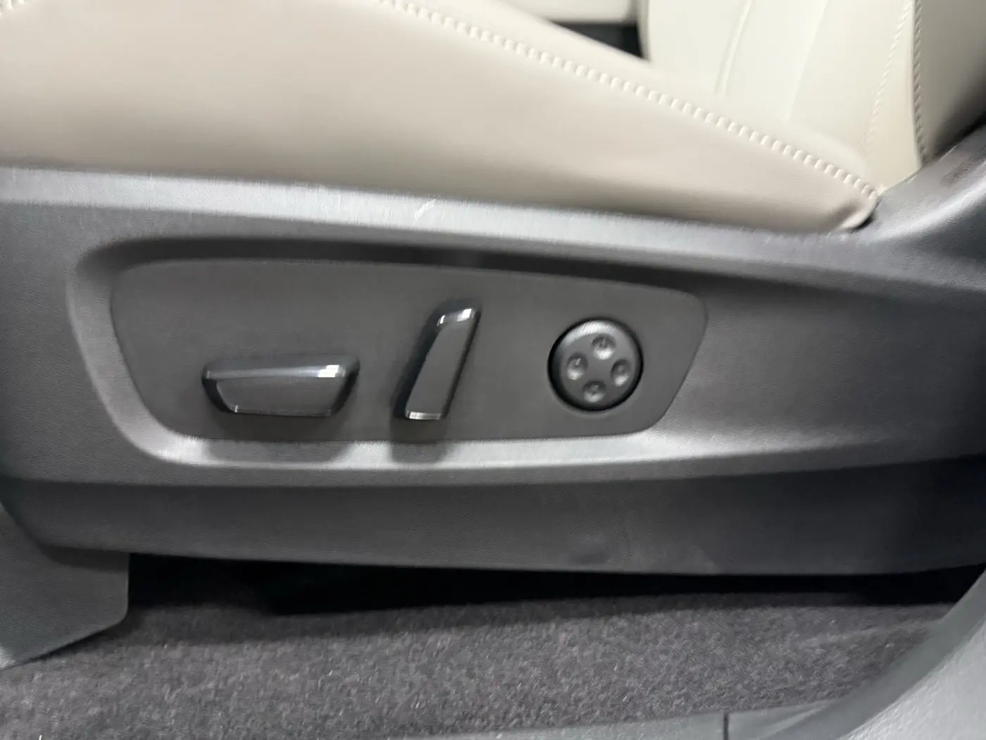 2027 INFINITI QX60 - $49,545