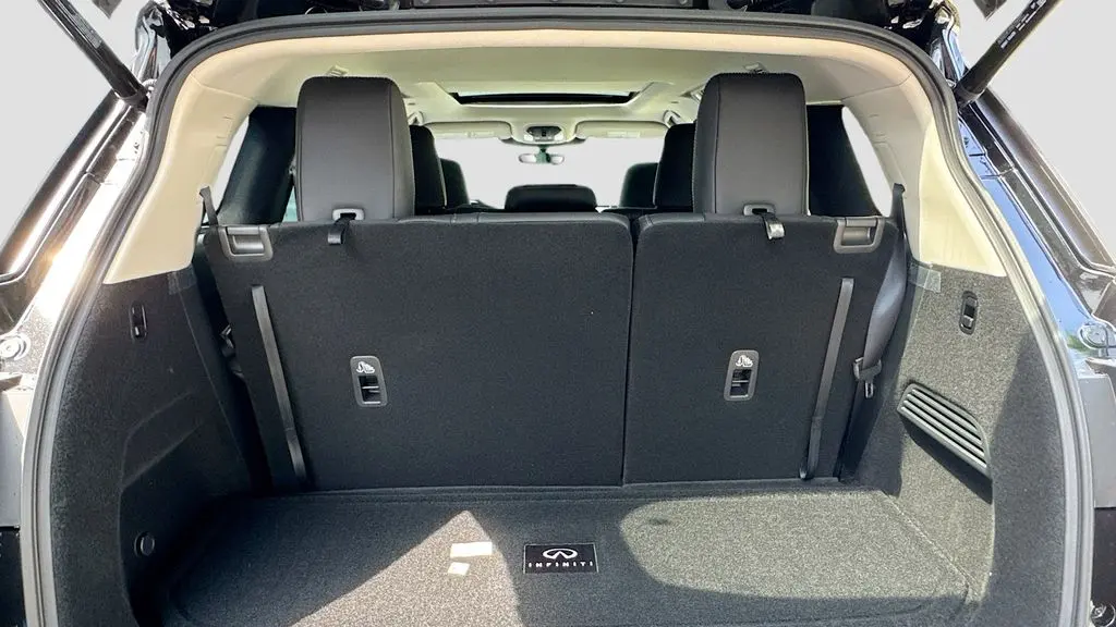 2027 INFINITI QX60 Luxe