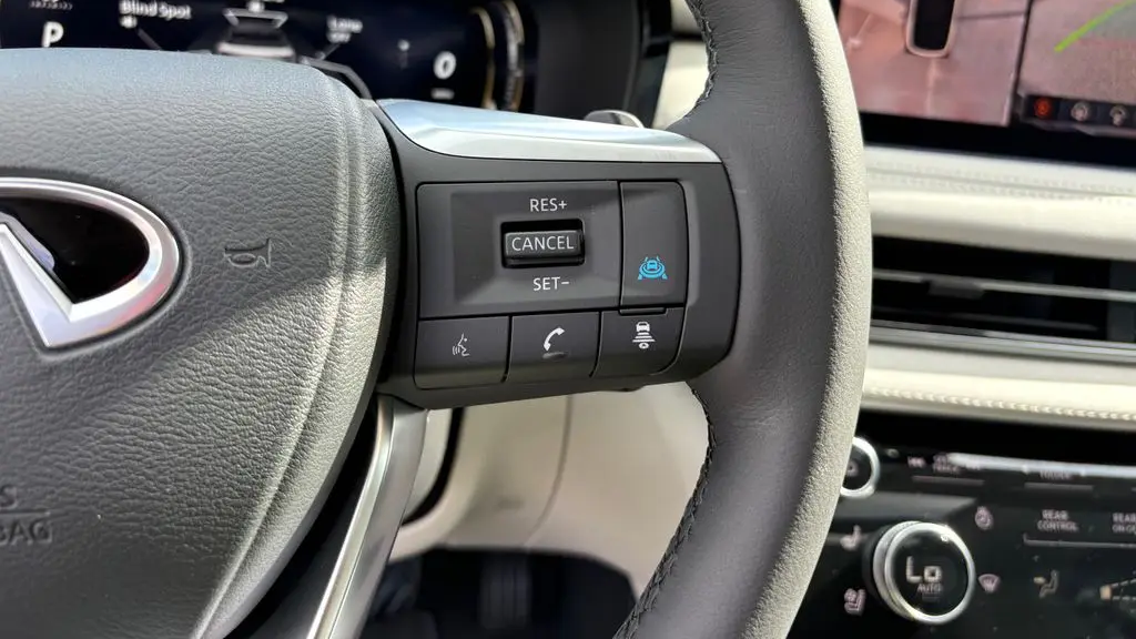 2027 INFINITI QX60 Luxe