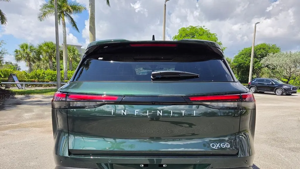 2027 INFINITI QX60 Luxe