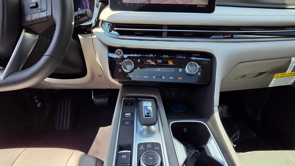 2027 INFINITI QX60 Luxe