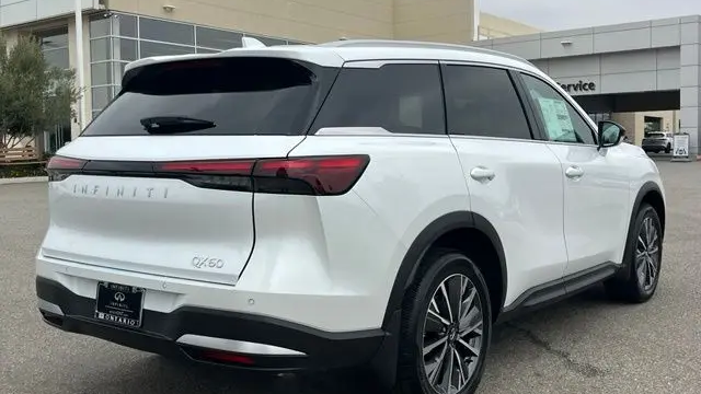 2027 INFINITI QX60 Luxe